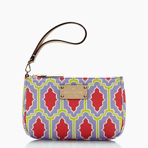 kate spade Handbags - Kate Spade Convertible Strap Wristlet Purse NEW!
